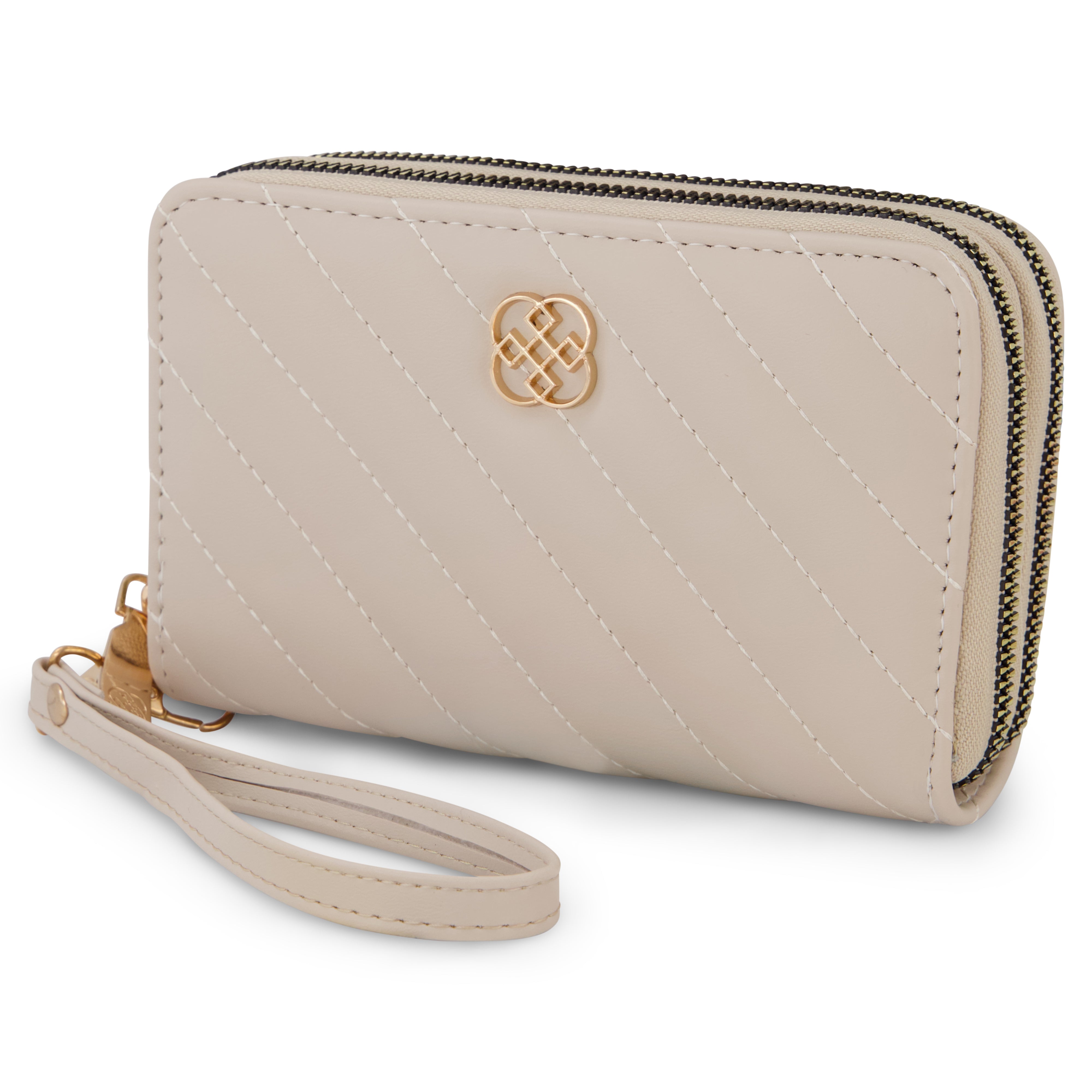 Daisy Fuentes Women's Diagonally Quilted Compact Wallet, Large Capacit –  Trendilize